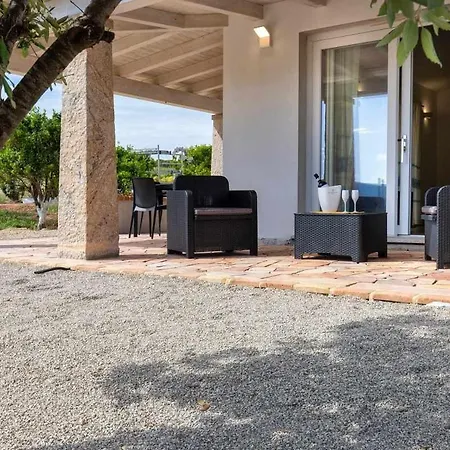 Porto Ferro Con Piscina E Giardino Per 4 Persone * Sássari