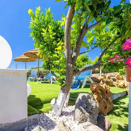 Casa de Férias Porto Ferro Con Piscina E Giardino Per 4 Persone Sássari